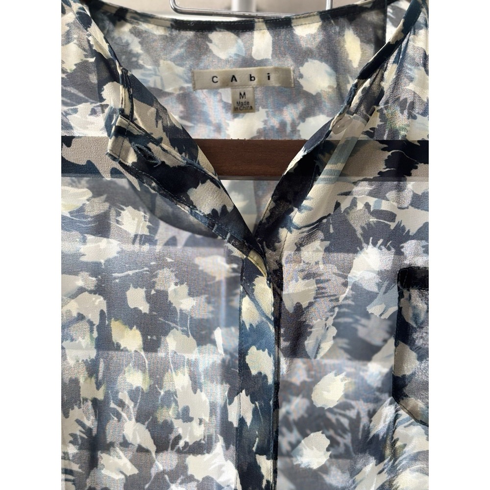 CAbi M Avery Sleeveless Tunic Blouse Blue Chiffon Button Up Side‎ Slit Spring - Picture 5 of 9